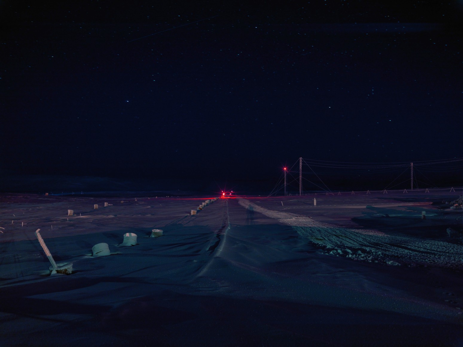  THOMAS KNEUB&Uuml;HLER | WATER LINE | DAYS IN NIGHT | C-PRINT | 35 X 46.5 INCHES | 2013
