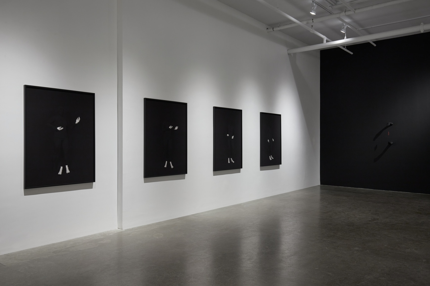 NATASCHA NIEDERSTRASS | ESCAMOTAGE D'UNE FEMME | THE VANISHING WOMAN | PATRICK MIKHAIL, IMAGES :  MAXIME BROUILLET
