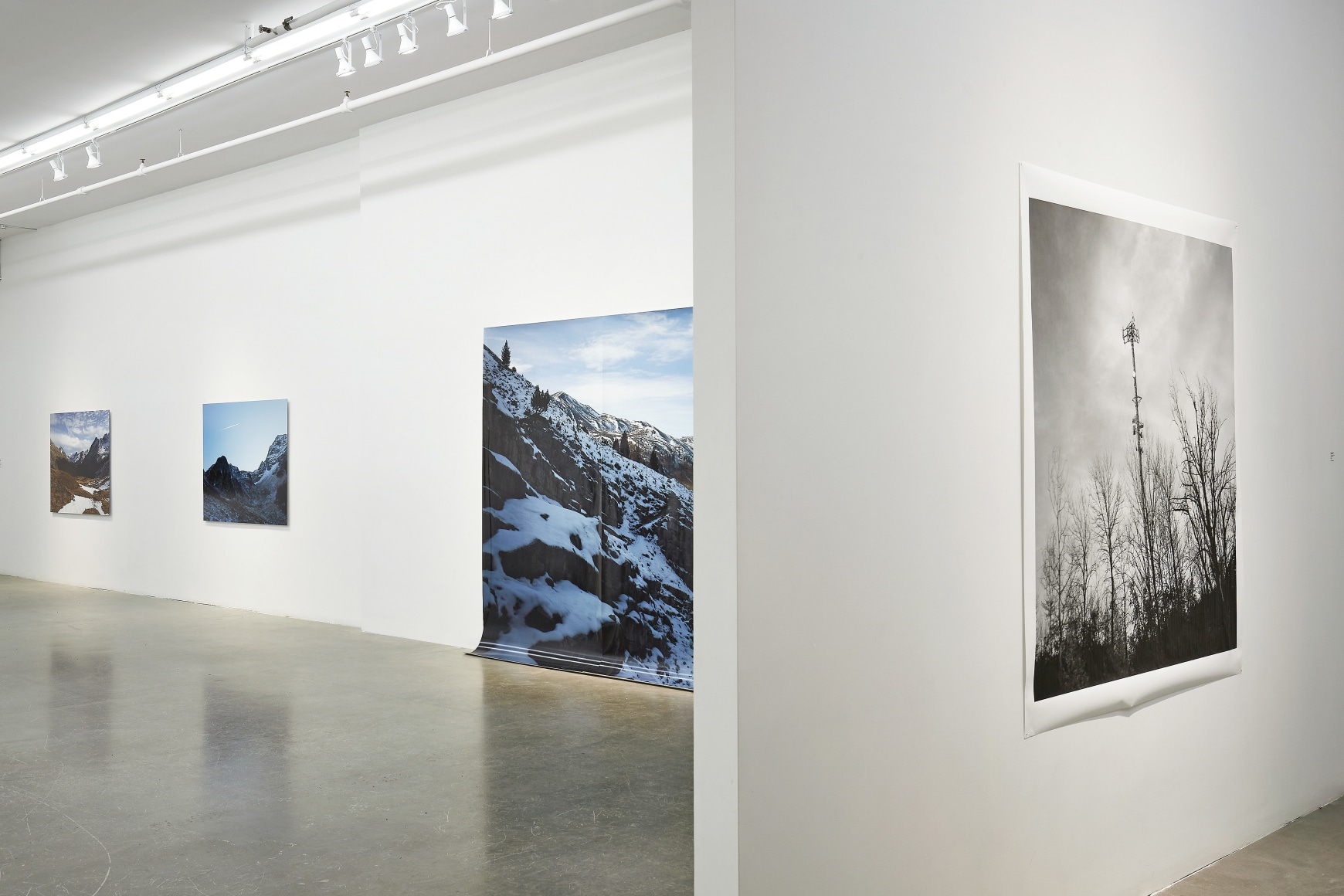 THOMAS KNEUBÜHLER | FUNKLOCH I MAGES MAXIME BROUILLET | PATRICK MIKHAIL