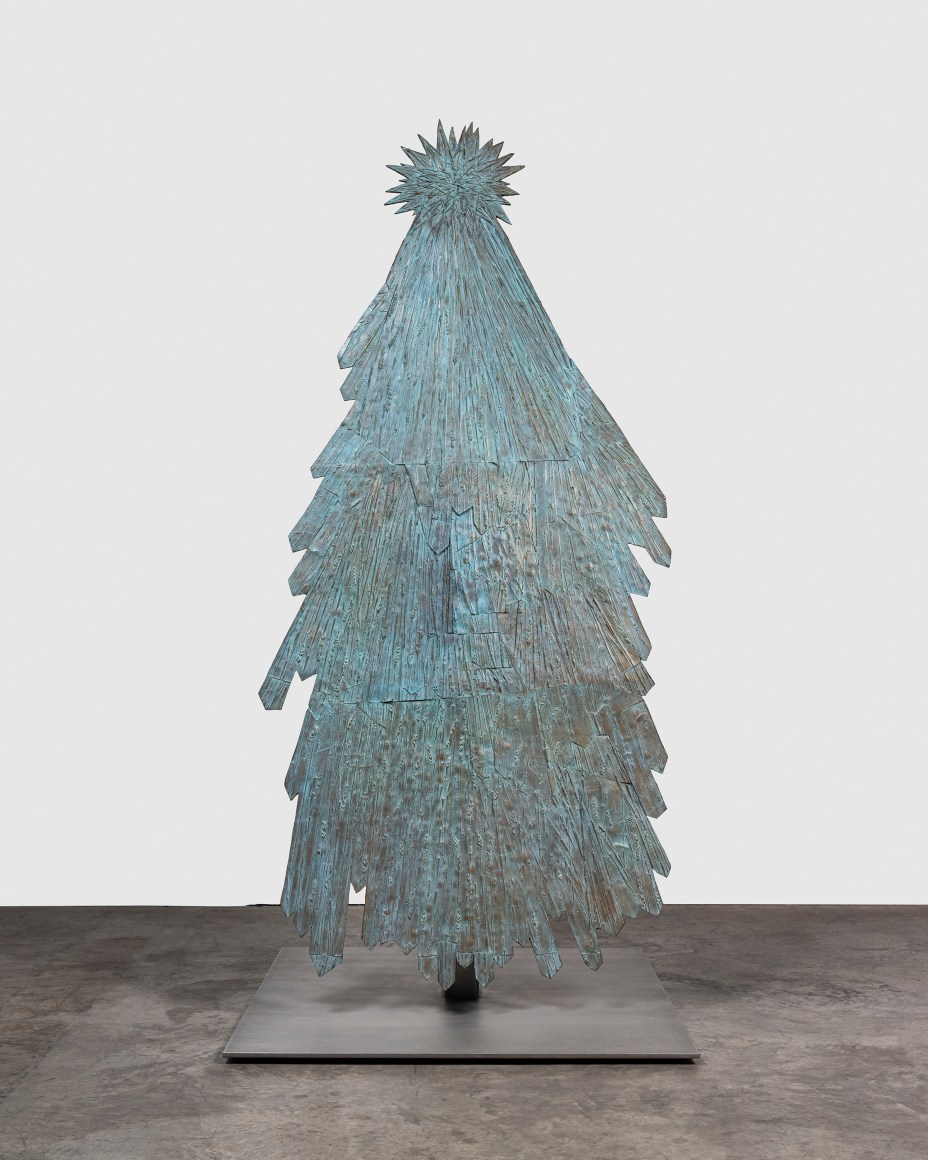 Kiki Smith, Sungrazer VIII, 2019, Bronze 107-1/4” × 48” × 48” (272.4 cm × 121.9 cm × 121.9 cm)