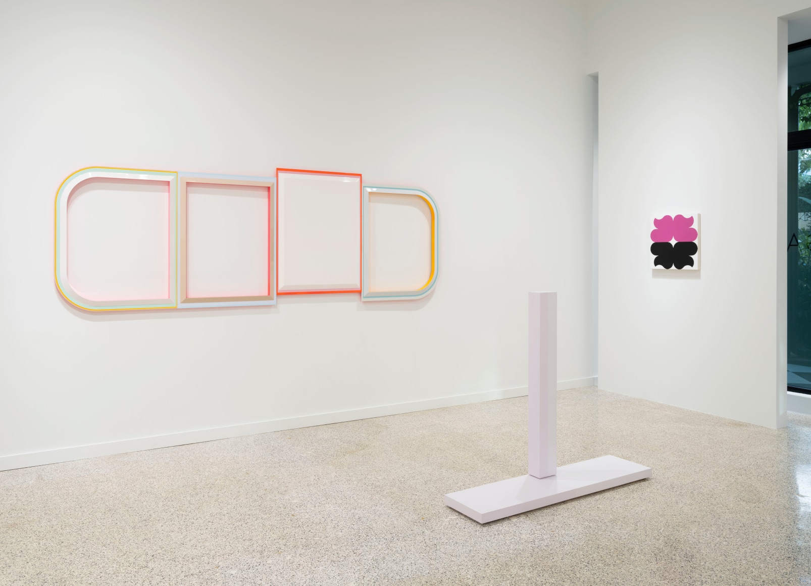 Installation view No Soft Edges, 2021