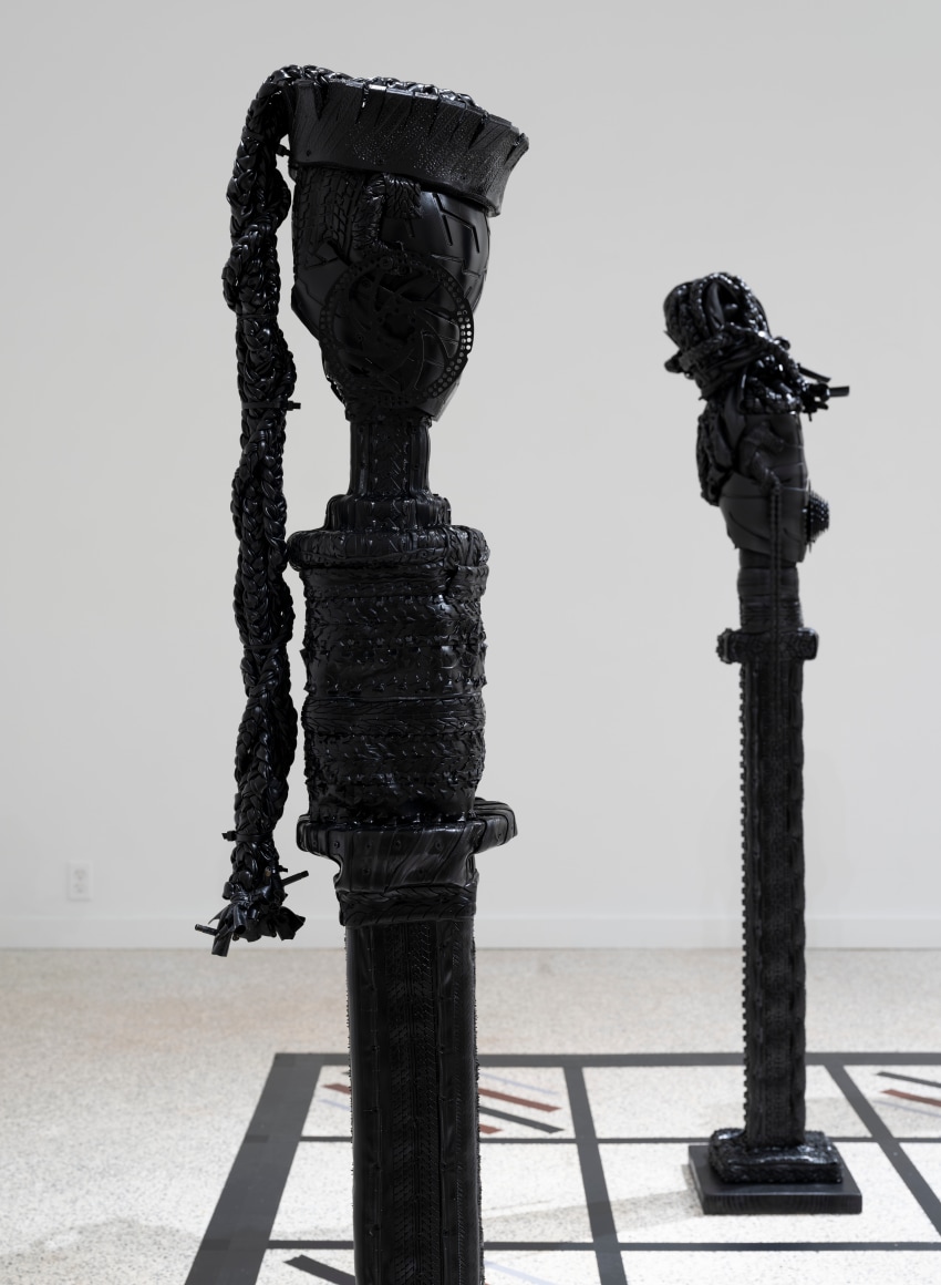 Installation View Kim Dacres: Black Moves First, 2021
