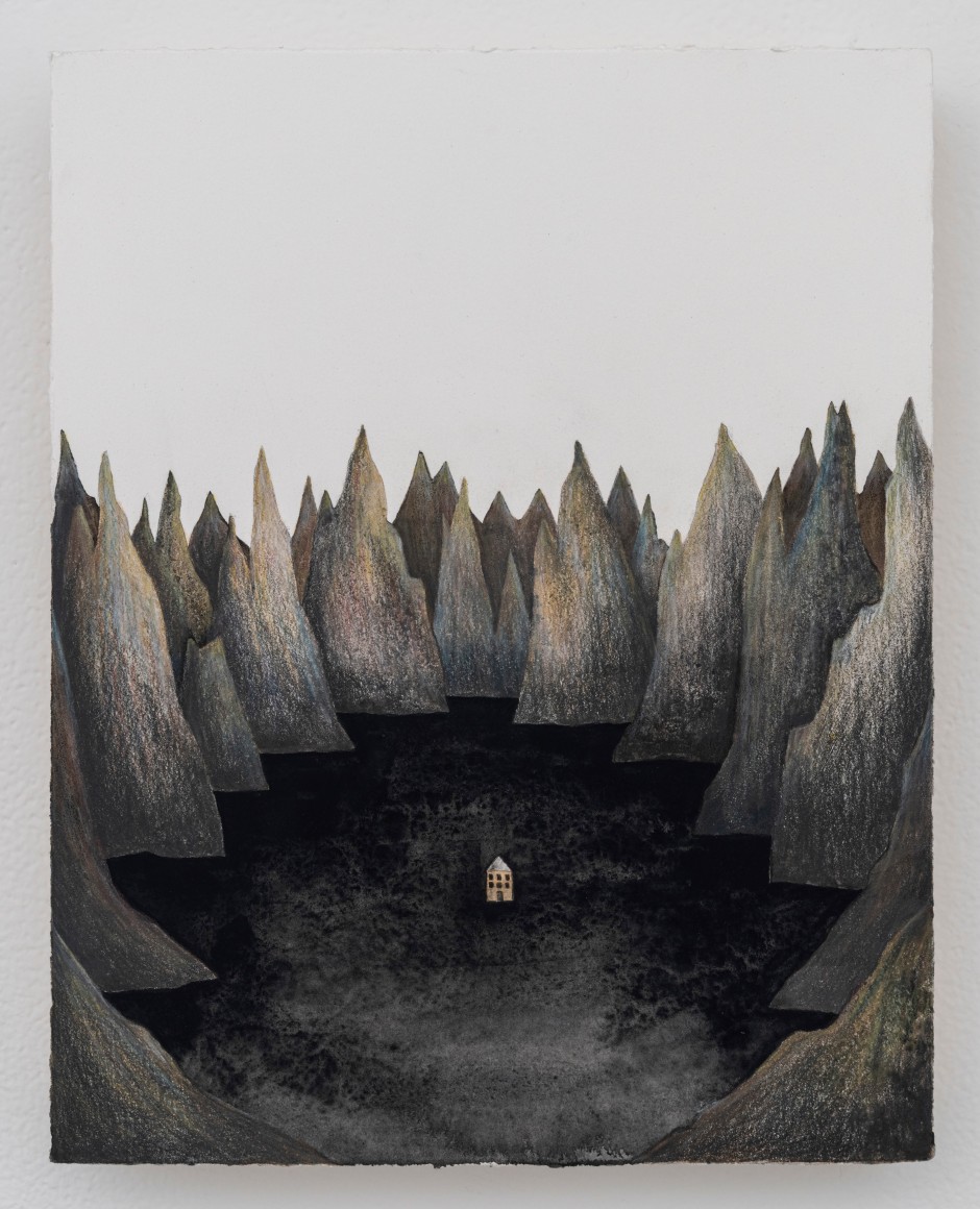 Louisa Owen, Hollow, 2025