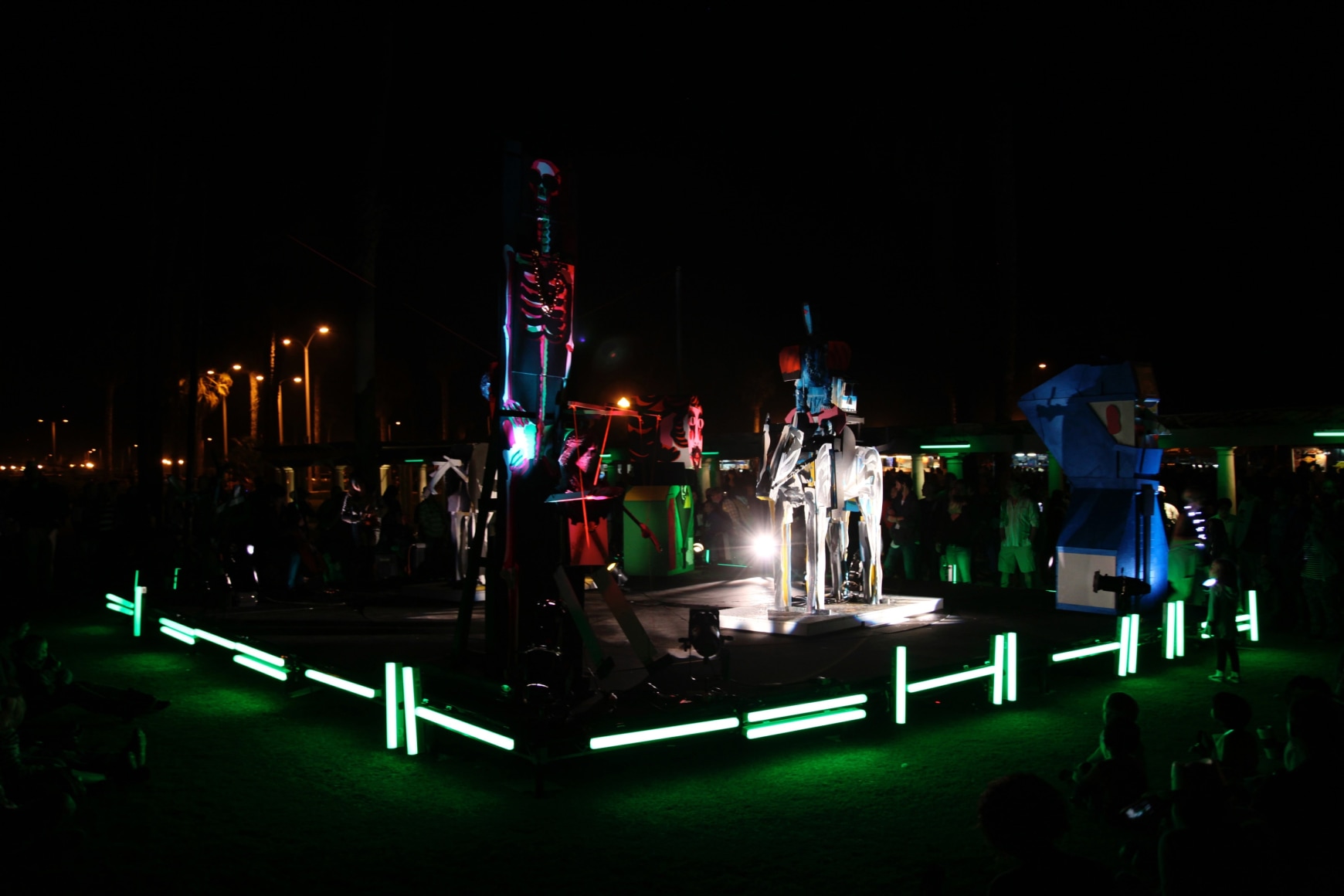 Steven Hull, GLOW Santa Monica