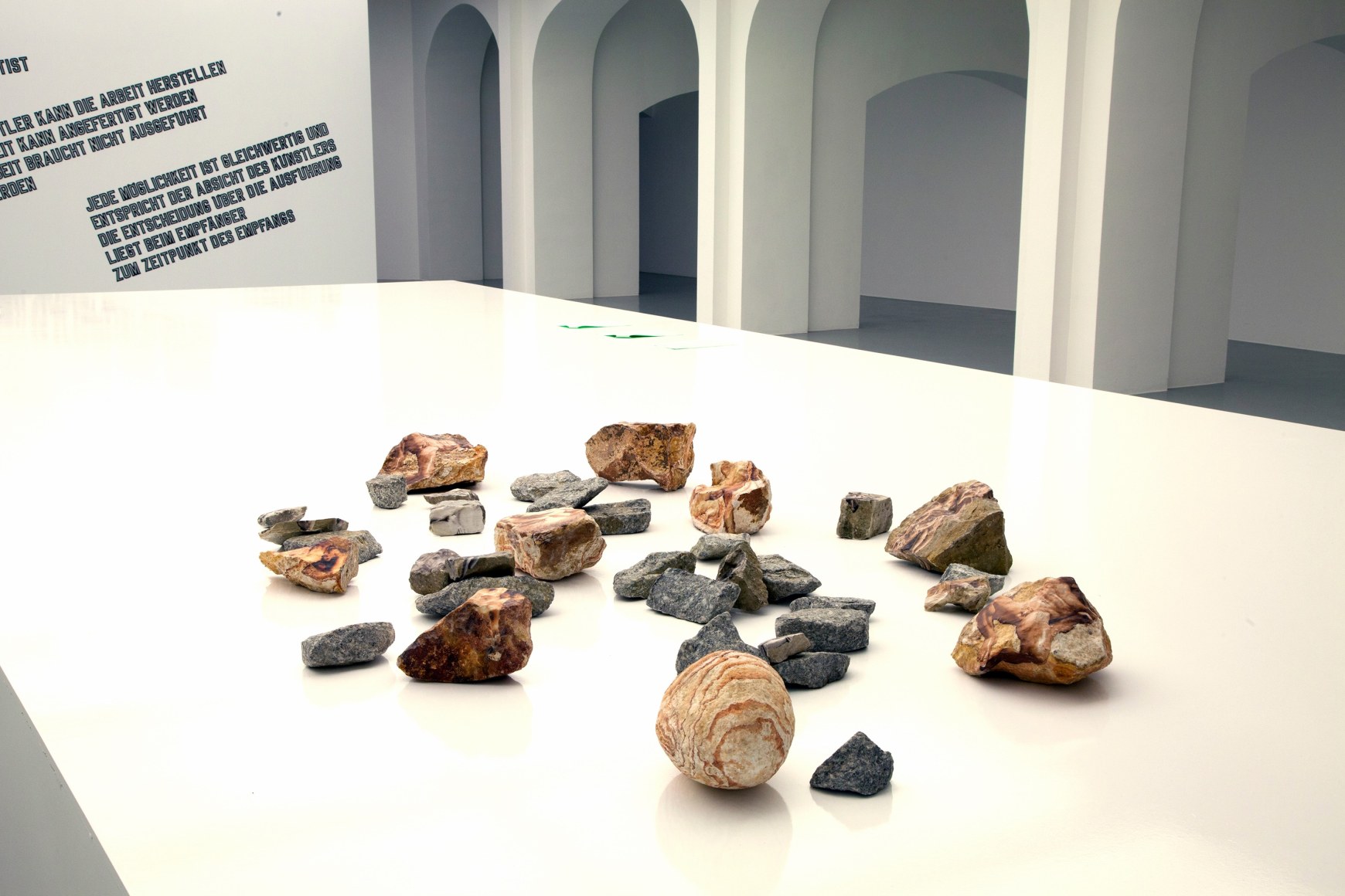 Aura Rosenberg, Statues Fall in Love