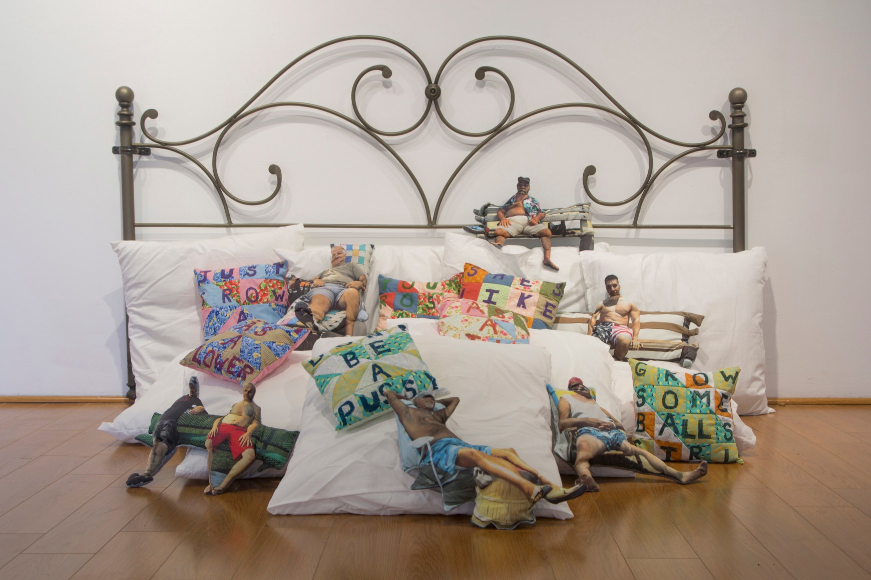 IVY GUILD Pillow Talk, 2016