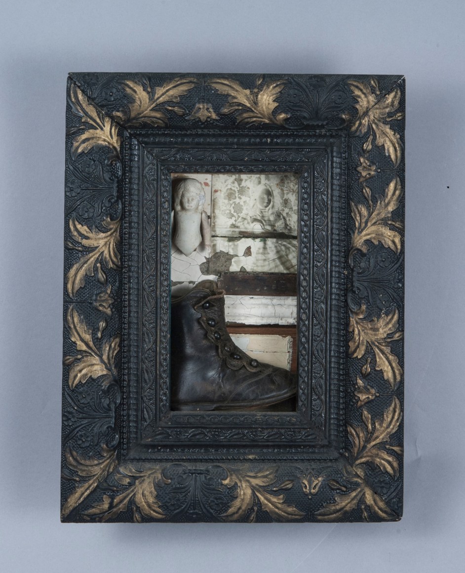 KAT FLYN, Ghost Girl, 2010