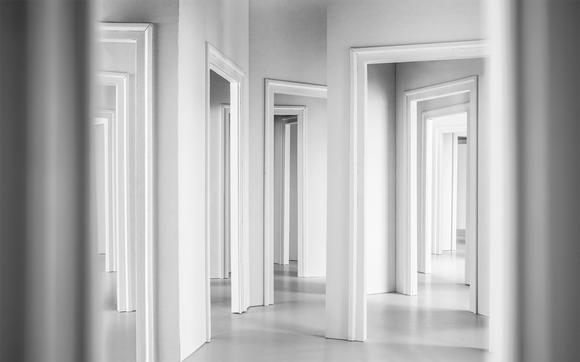 LINET SÁNCHEZ GUTIÉRREZ, Untitled (door), 2018