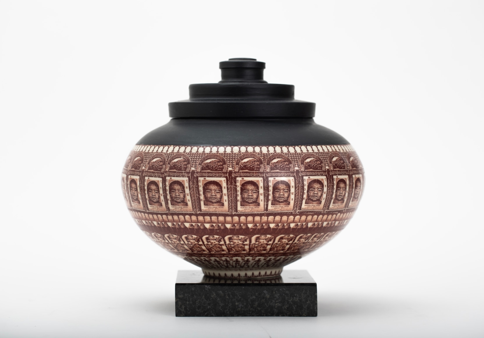 PETER OLSON, Small Pox vessel, 2020