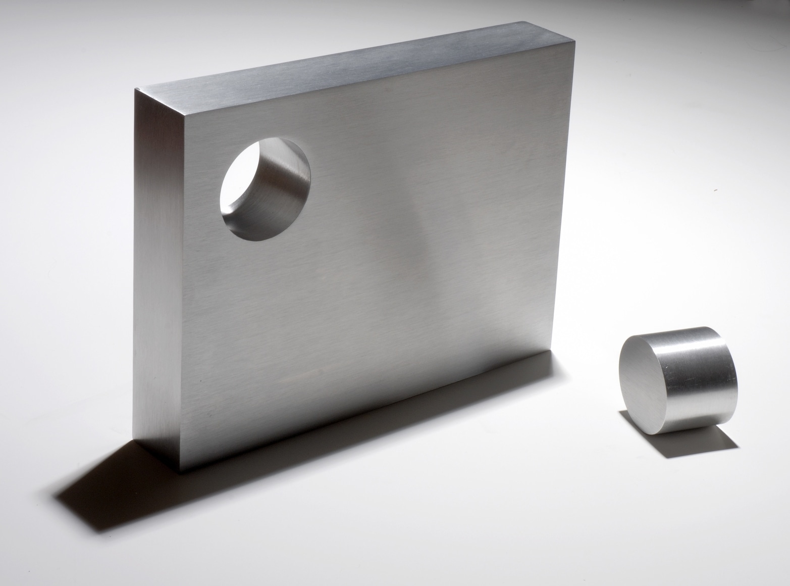 LORI COZEN-GELLER, Circle of Life, standing