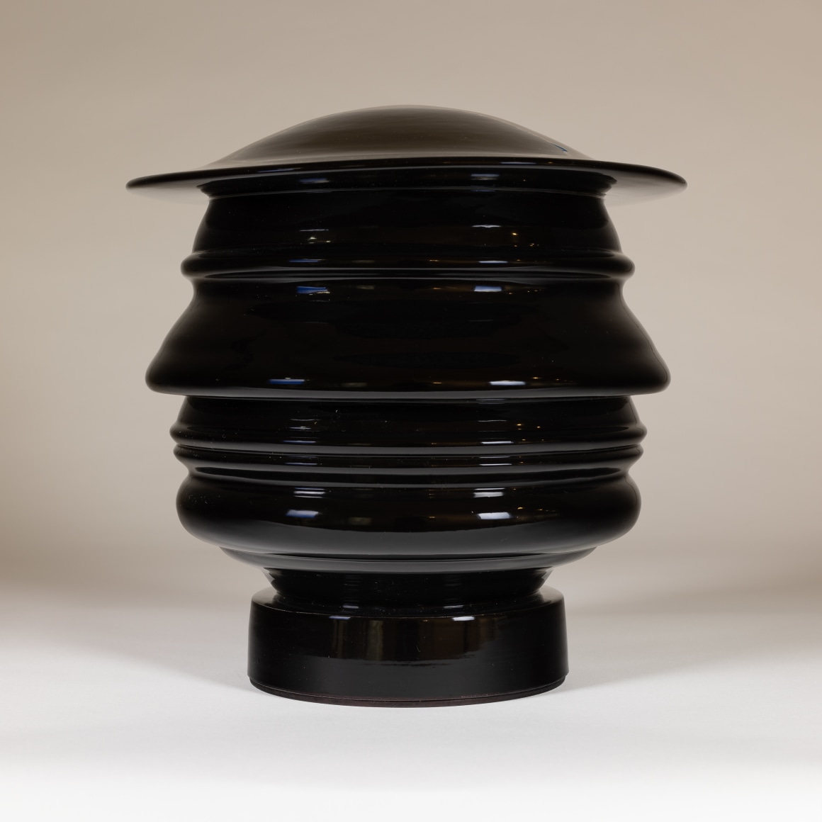 Richard Notkin -  Profilo Continuo del Trumpolini (black glaze)