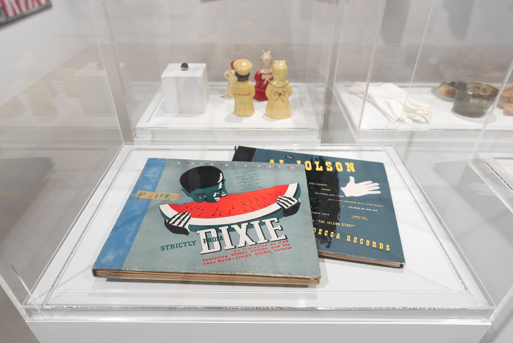 Julian V.L. Gaines - Under the Flag - Russo Lee Gallery - Installation View 09