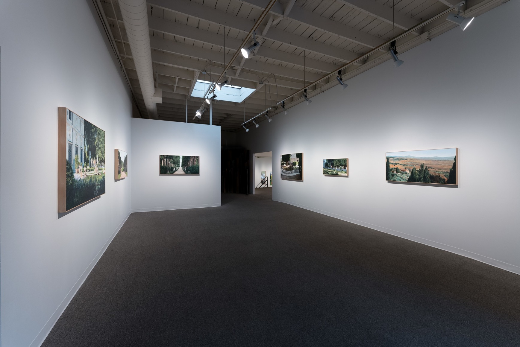 Tom Fawkes - Recent Paintings - Russo Lee Gallery - October 2022 - Installation view 01