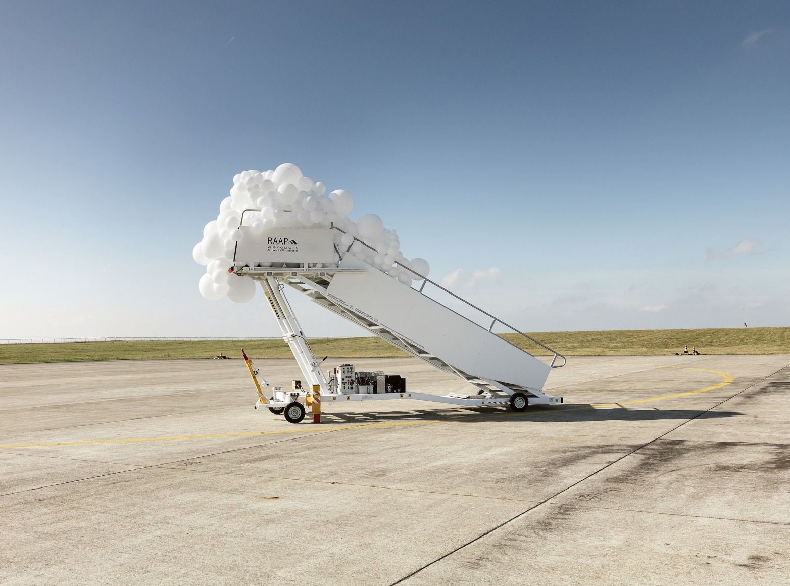 Charles Petillon, white balloon, architecture, landscape, Sous Les Etoiles Gallery,