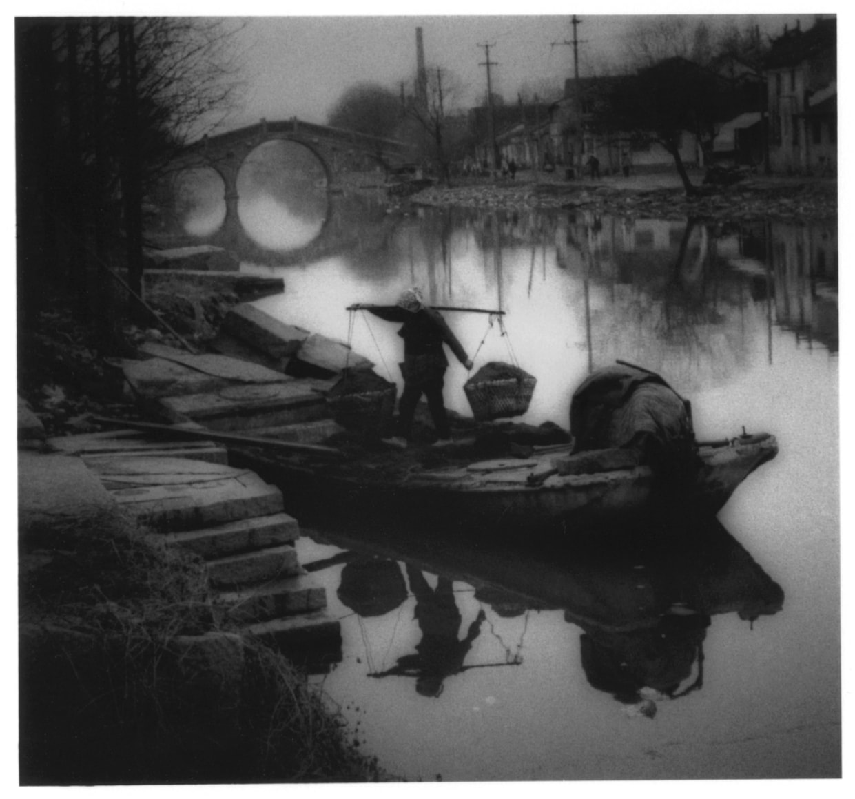 Unloading coal from a canal barge - James Whitlow Delano
