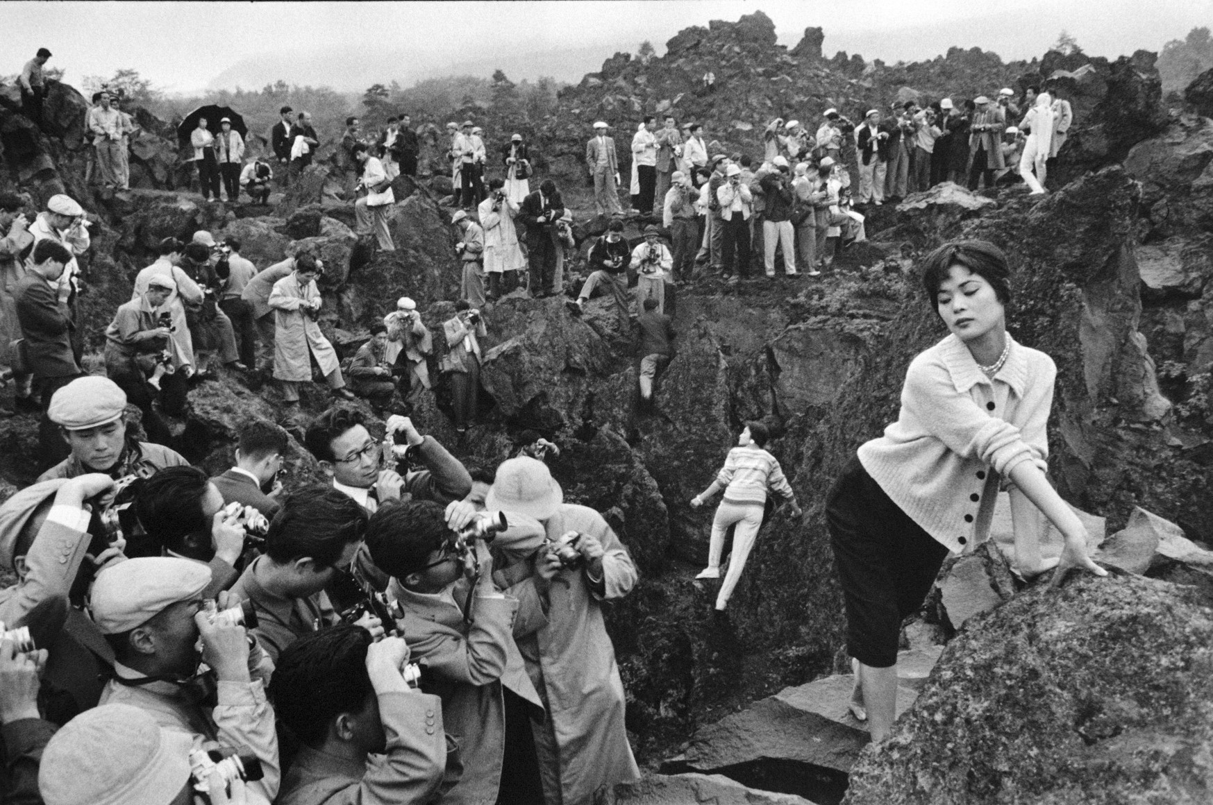 Marc Riboud, photography, Asia, China, Japan, India, Magnum, Sous Les Etoiles Gallery, New York
