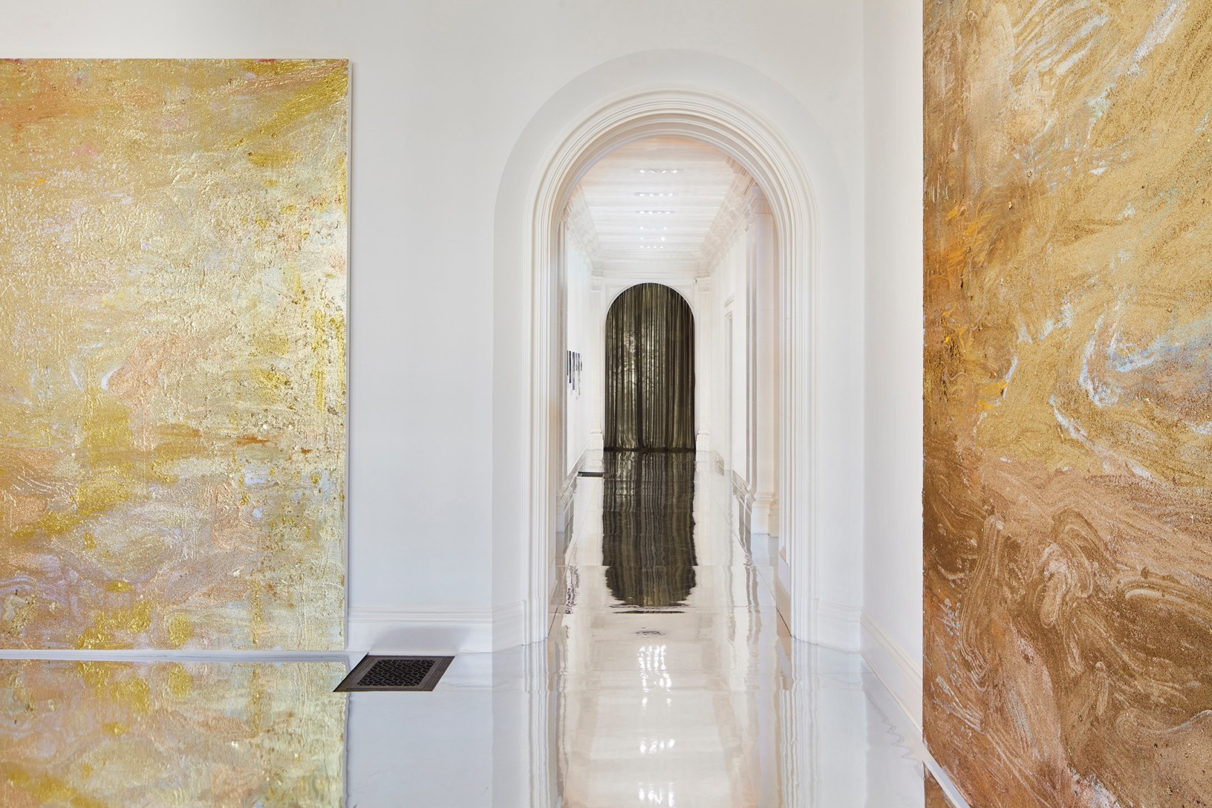 Jim Hodges: silence stillness