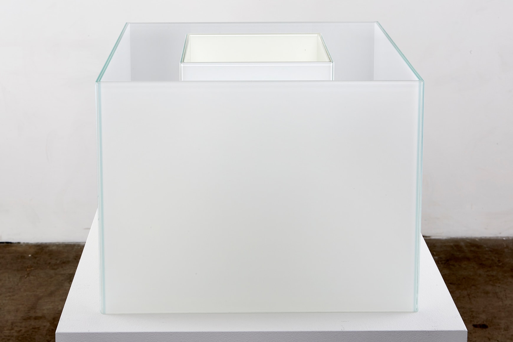 Larry Bell, Untitled Maquette (True Fog / Optimum White), 2018