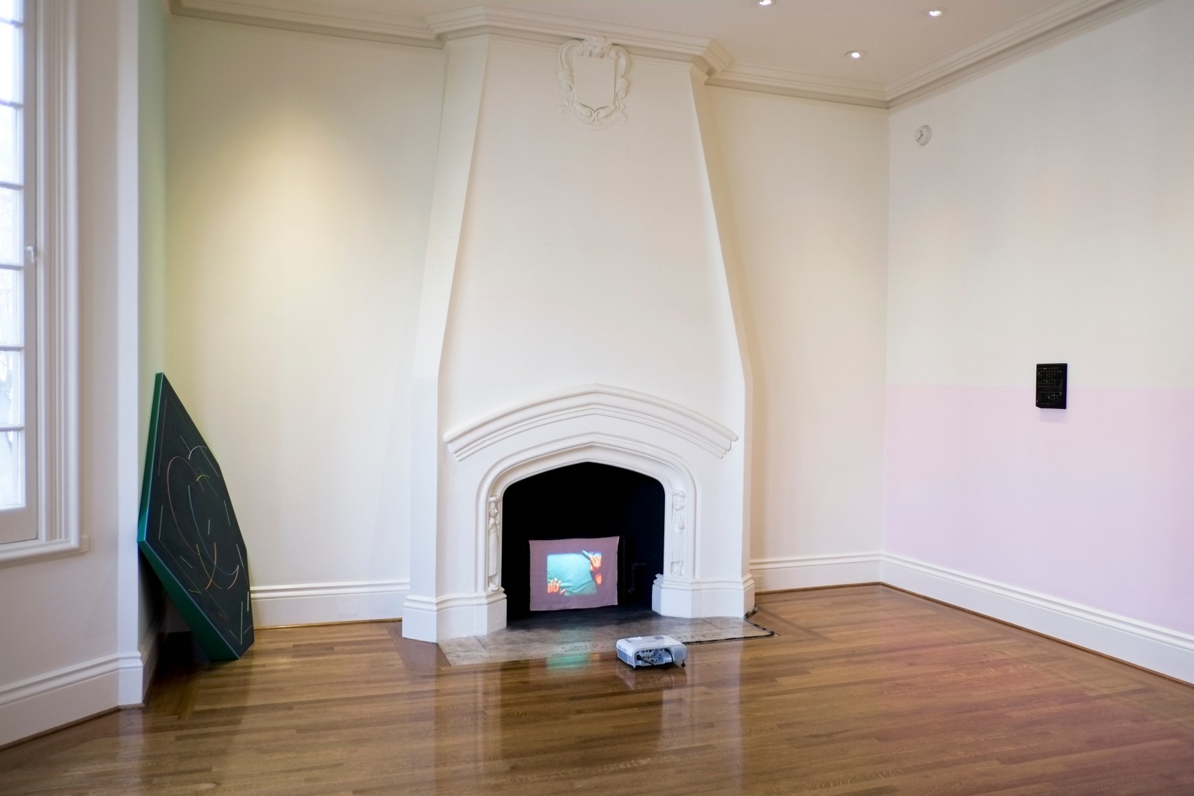 Rodrigo Cass: figures, gestures and passages