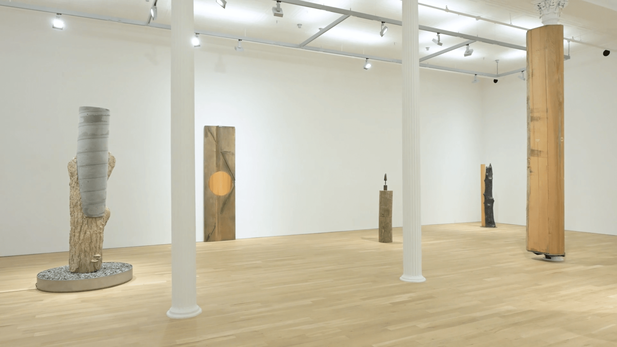 Oscar Tuazon, PEOPLE