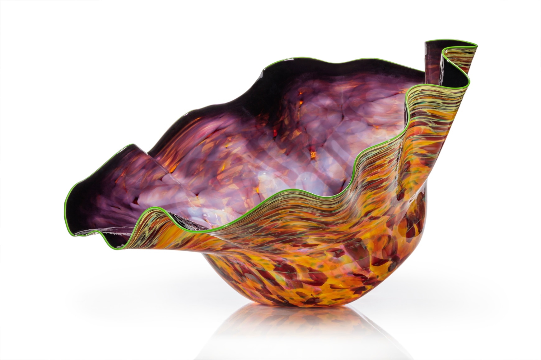 Dale Chihuly&nbsp;, Deep Violet Macchia with Leaf Green Lip Wrap