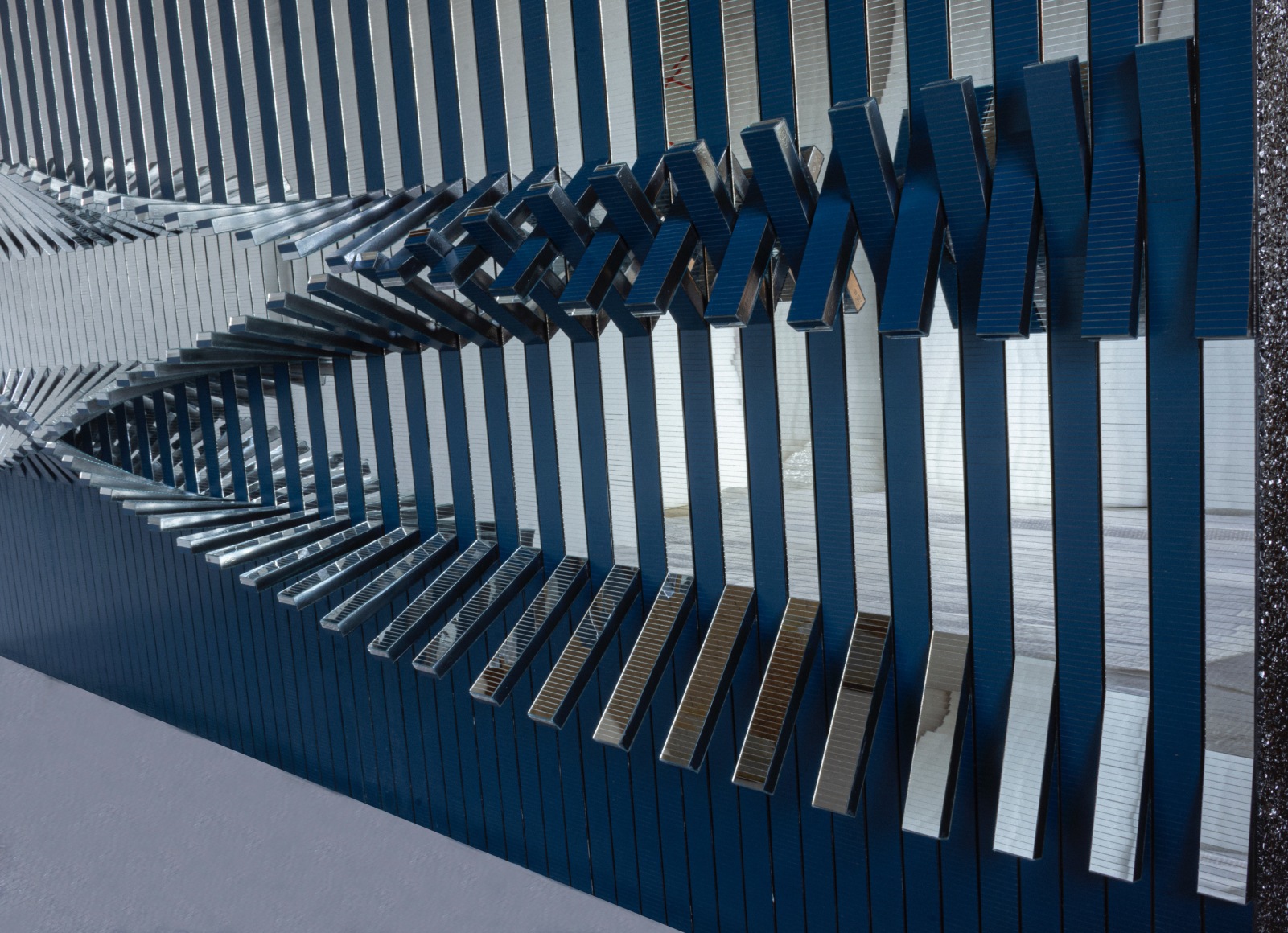 Mirror 11, Detail 03