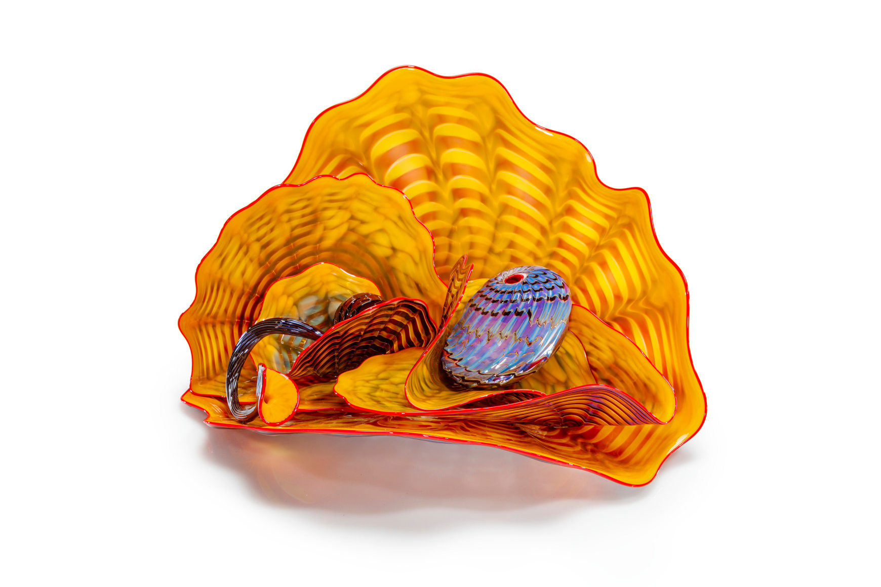 Dale Chihuly&nbsp;, Golden Yellow Persian Set with Red Lip Wraps