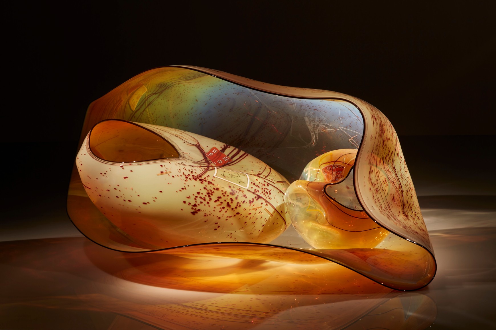 Dale Chihuly&nbsp;, Iris Amber Basket Set with Drawing Shard