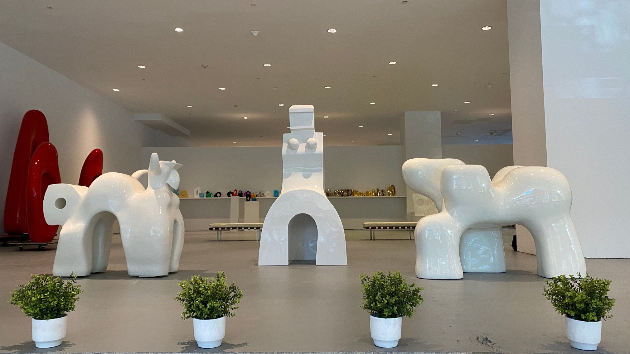 Mia Fonssagrives Solow Pop-Up