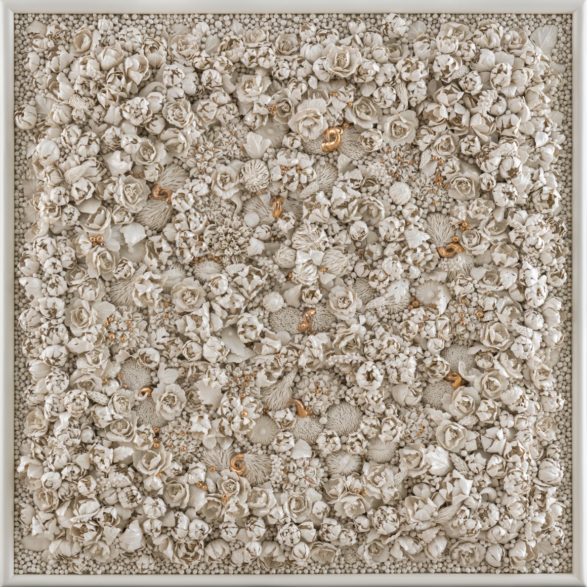 Habitat, 2021, Porcelain, 18k Gold, 101 x 101 x 10 cm / 39.8 x 39.8 x 3.9 in.