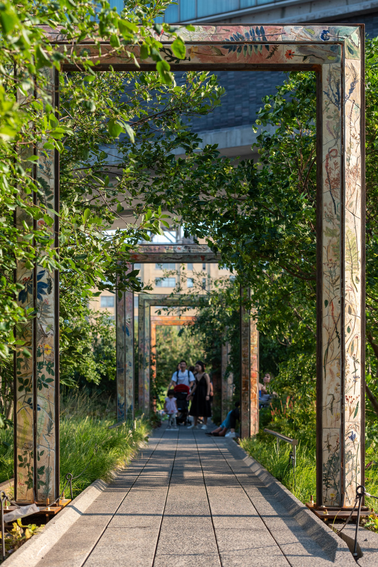 Sam Falls, Untitled (Four Arches), 2019. Part of En Plein Air. A High Line Commission., Photo by Timothy Schenck. Courtesy of the High Line.