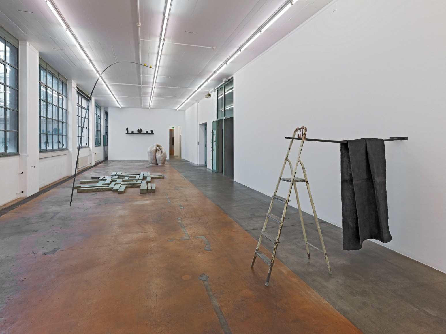 Installation view: Katinka Bock, 40 Räuber, MAMCO, Genève, 2013, Photo: Ilmari Kalkkinen