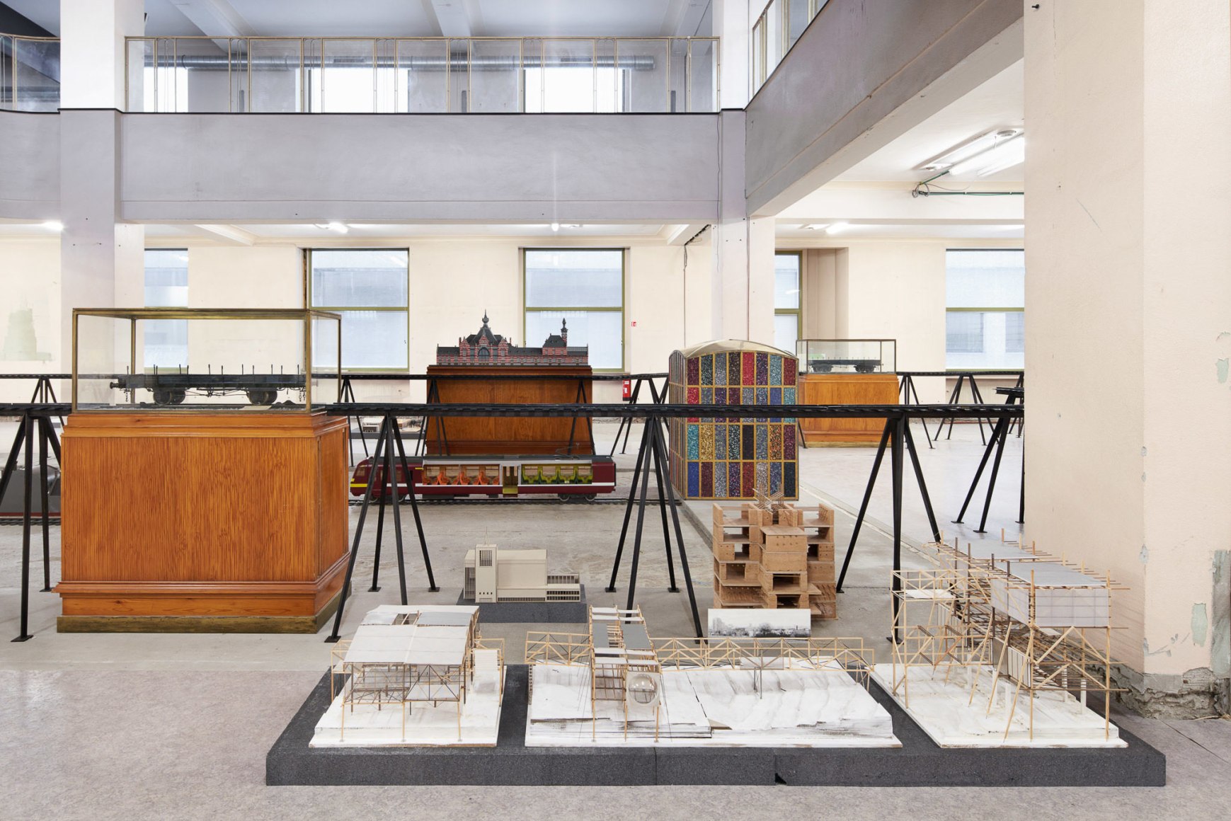 Marina Pinsky, Installation view: Circuit,&nbsp;Europalia Arts&nbsp;Festival,&nbsp;Brussels North Station, 2021