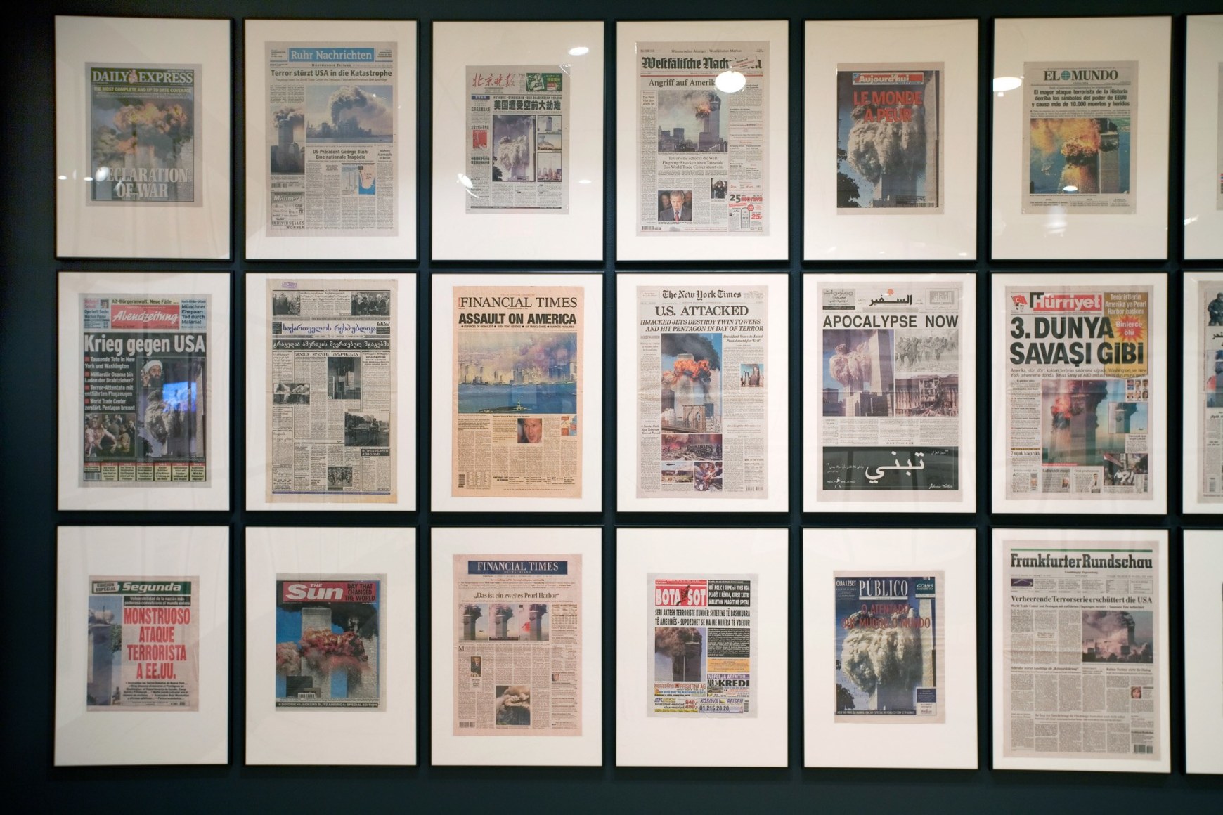 Hans-Peter Feldmann, 9/12 Front Page, ICP, 2008