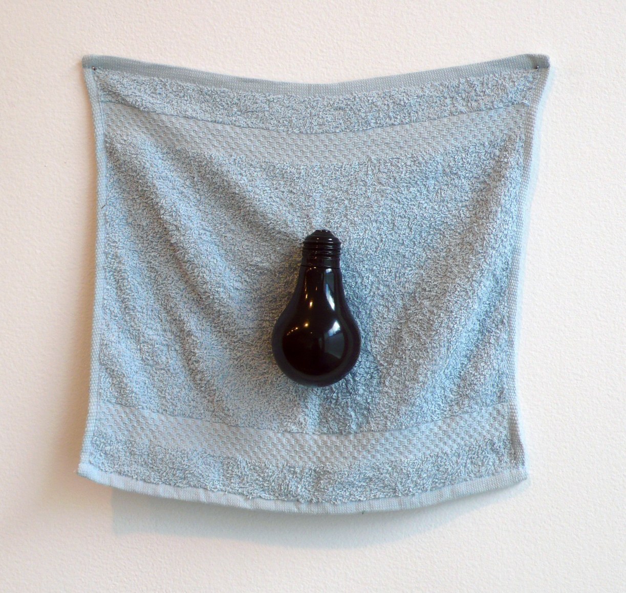 Paul Lee, Untitled (Black bulb with blue washcloth), 2008
