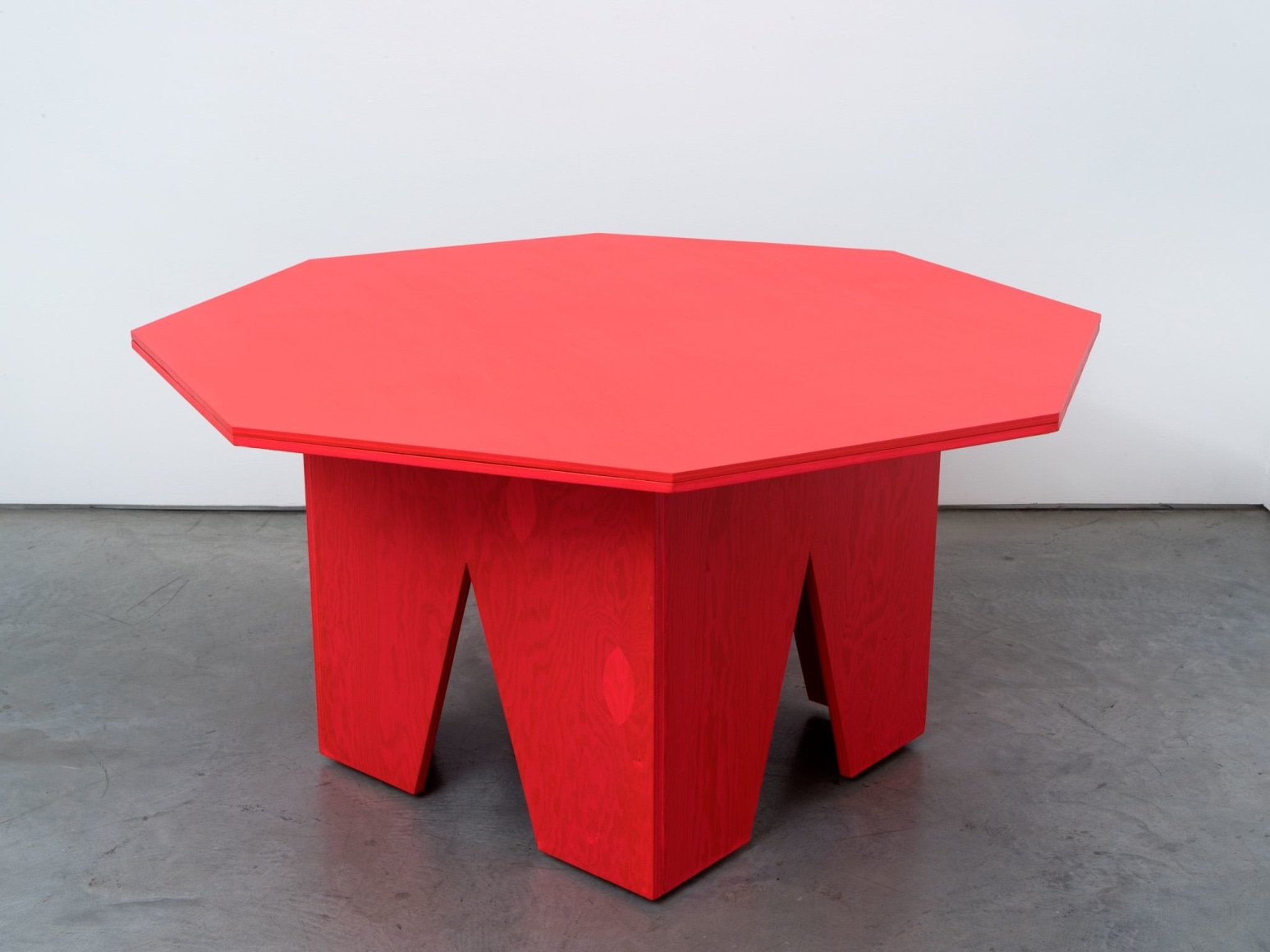 Mary Heilmann, Red Table, 2009-2015