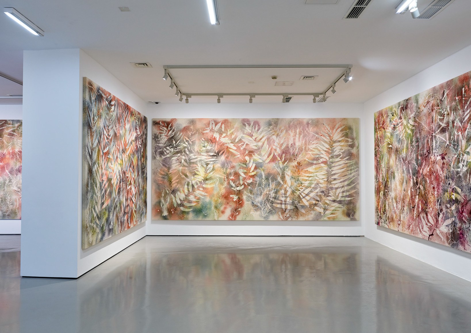 Sam Falls, Installation view: Nature Is The New Minimalism, MART, Galleria Civica, Trento, Italy, 2018. Photo: Bianca Lampariello