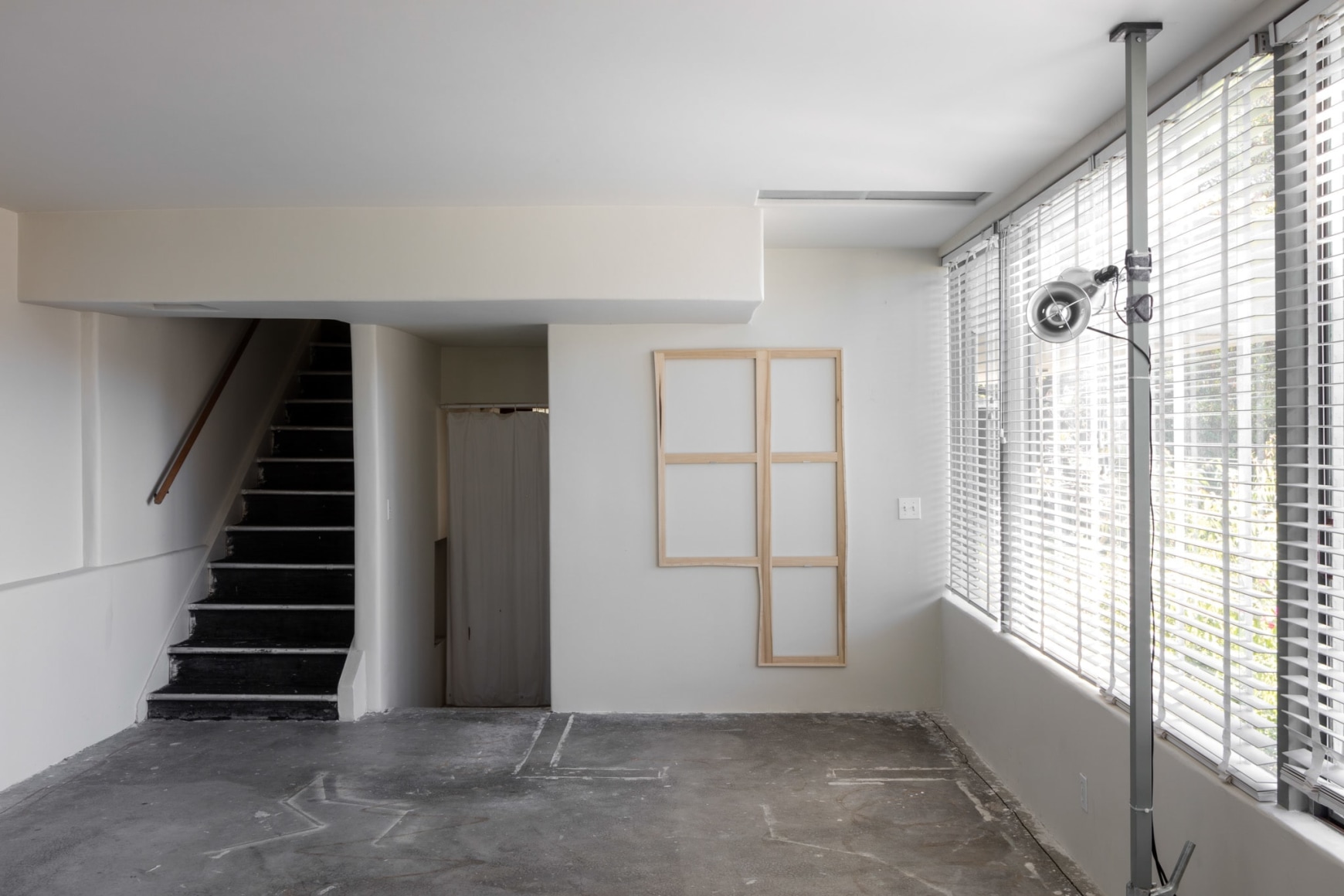 Jacob Kassay, Untitled, 2012-2015, Installation view: Fitzpatrick-Leland House September, 2015