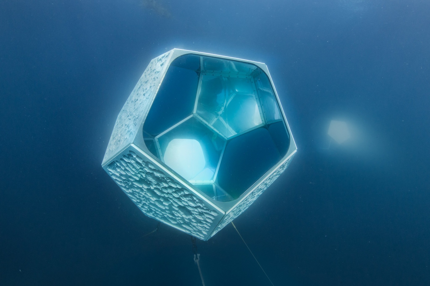 Doug Aitken, Underwater Pavilions, 2016