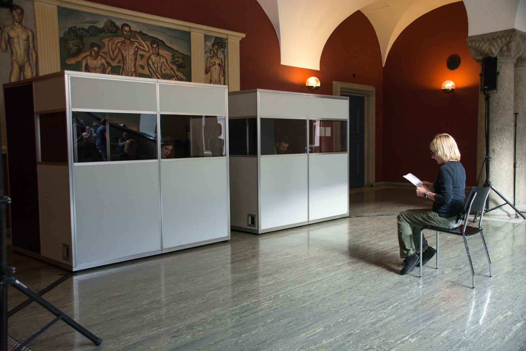 Ceal Floyer, Romance, 2016