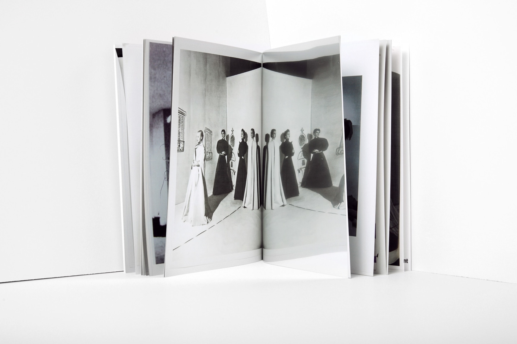 Nick Mauss, Reversible Surfaces, 2017