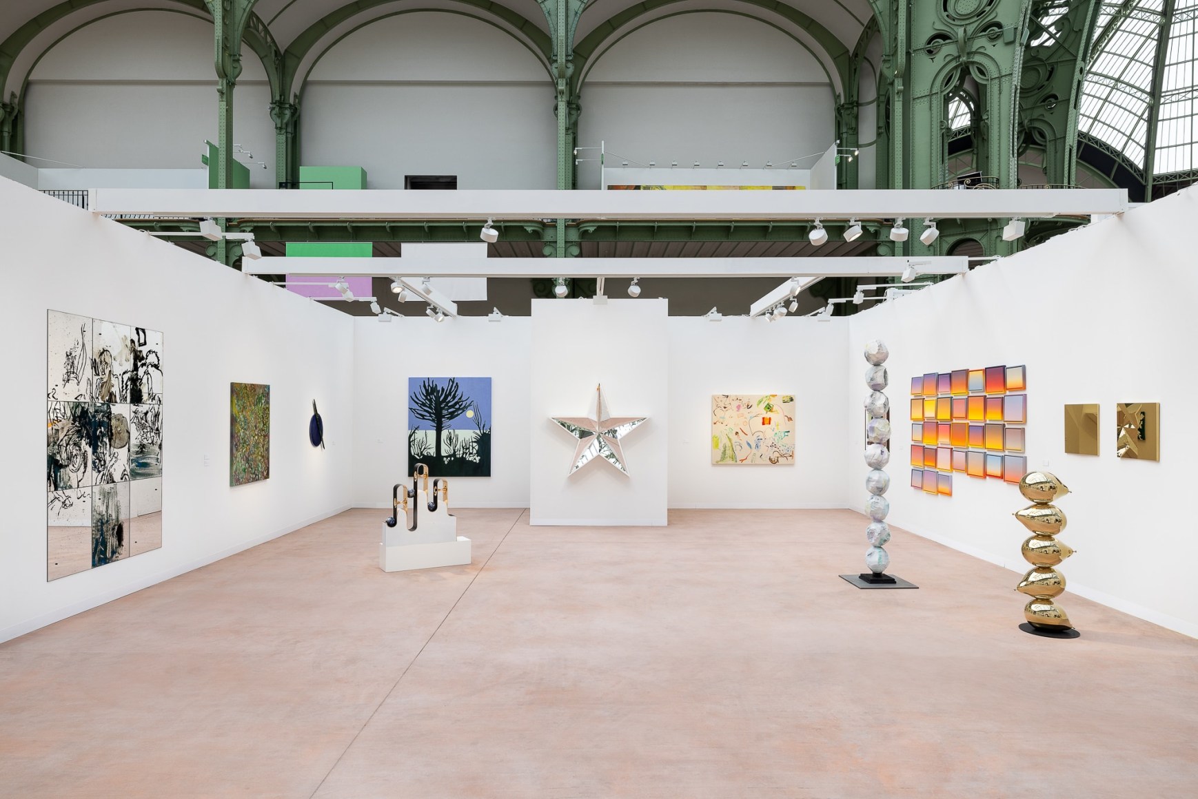 &nbsp;Installation view, Art Basel Paris, 2024, 303 Gallery, Booth B18.&nbsp;Photo: Andrea Rossetti.