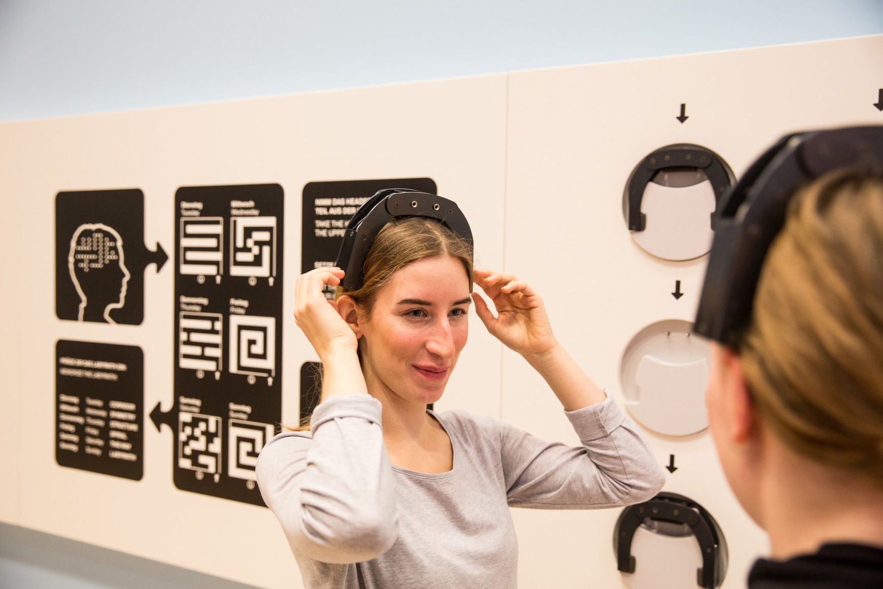 Jeppe Hein, This Way, Kunstmuseum Wolfsburg, 2015