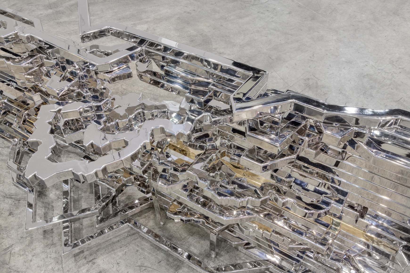 Alicja Kwade, The Beat, 2017, Art Basel Hong Kong | Encounters