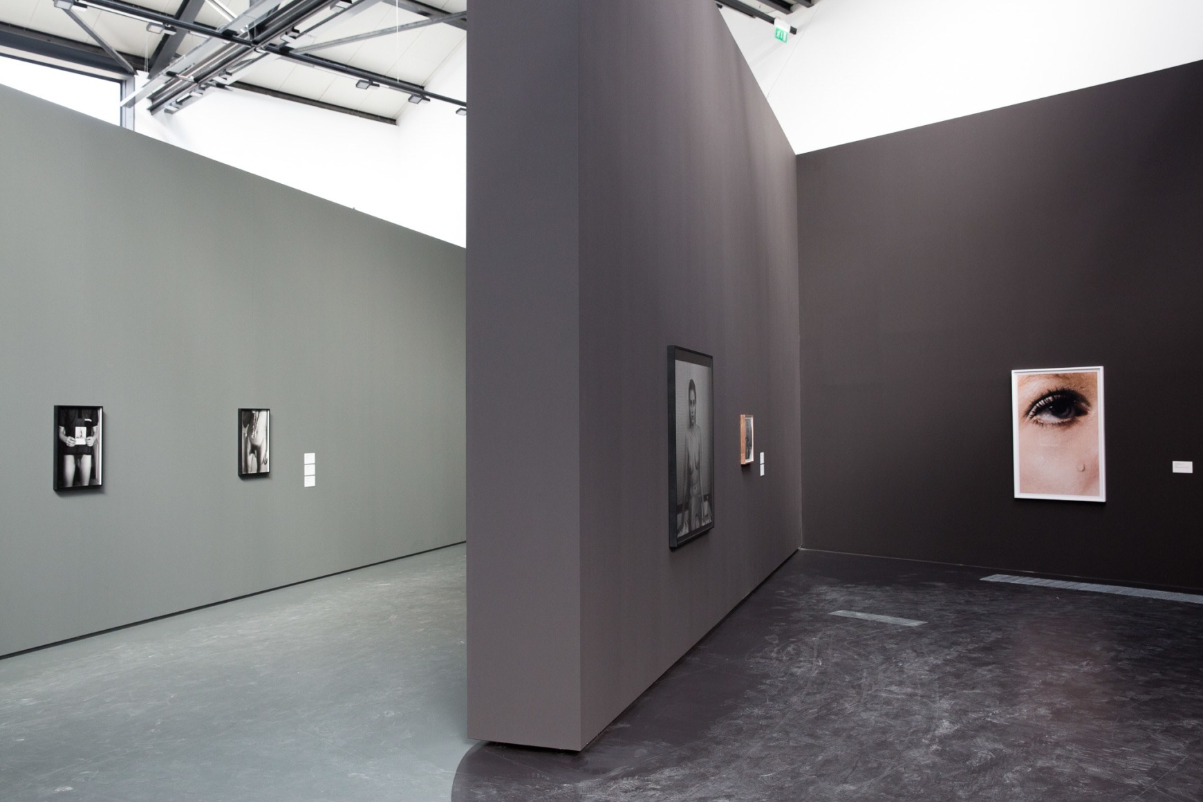 Collier Schorr and Anne Collier : Shutters, Frames, Collections, Repetition, LUMA Arles, 2016