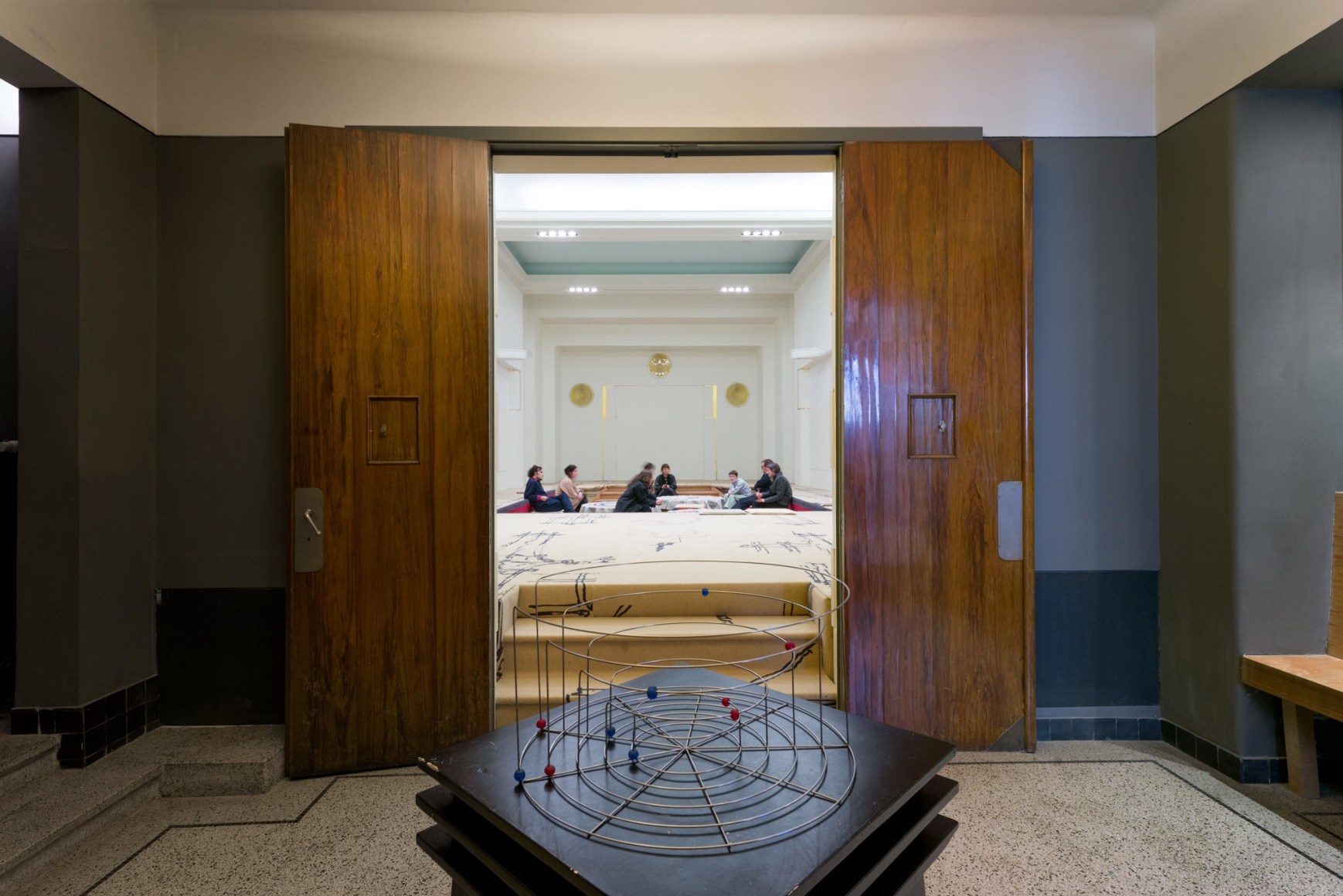Exhibition view of Infinite Play by Marina Pinsky, La Loge Brussels, 20.04-02.07.23., Image by Lola Pertsowsky. Courtesy of the artist, C L E A R I N G Brussels/NY/LA, La Loge