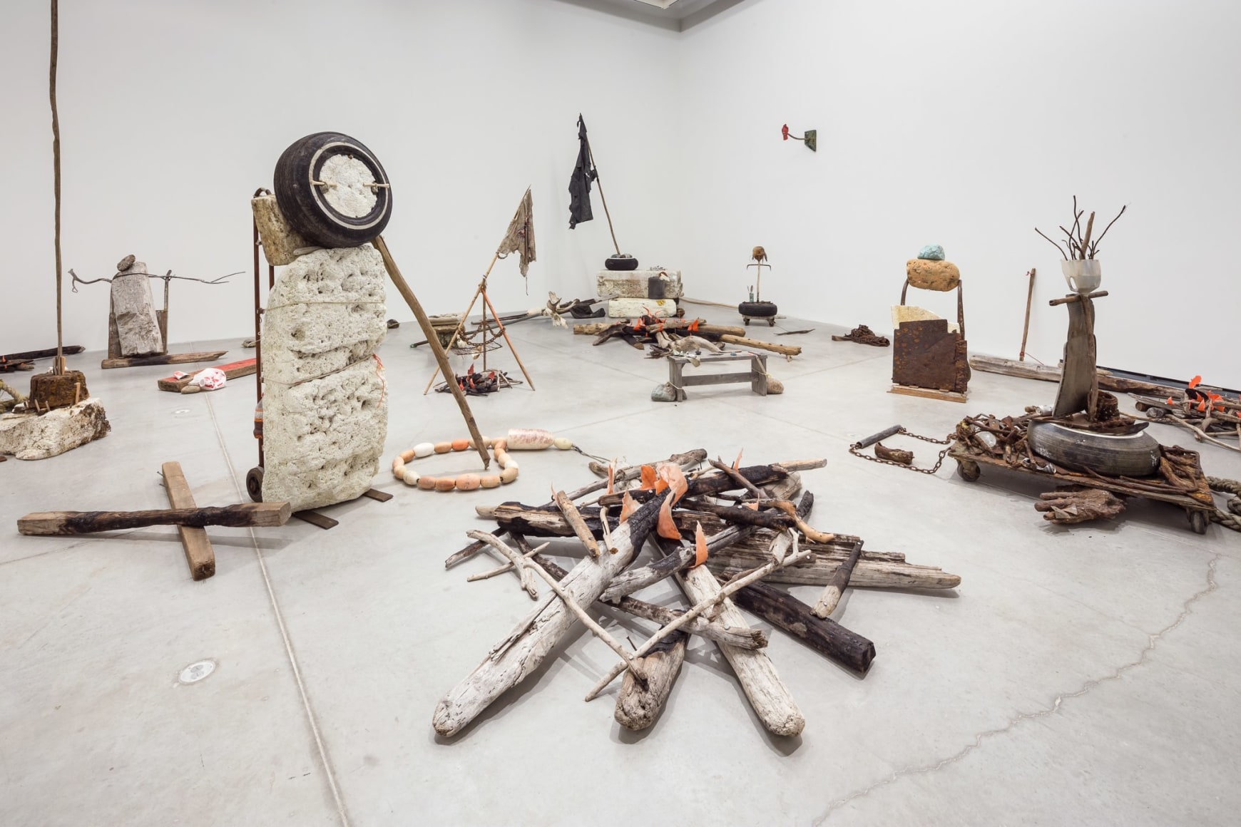 Mike Nelson, Gang of Seven, 2013
