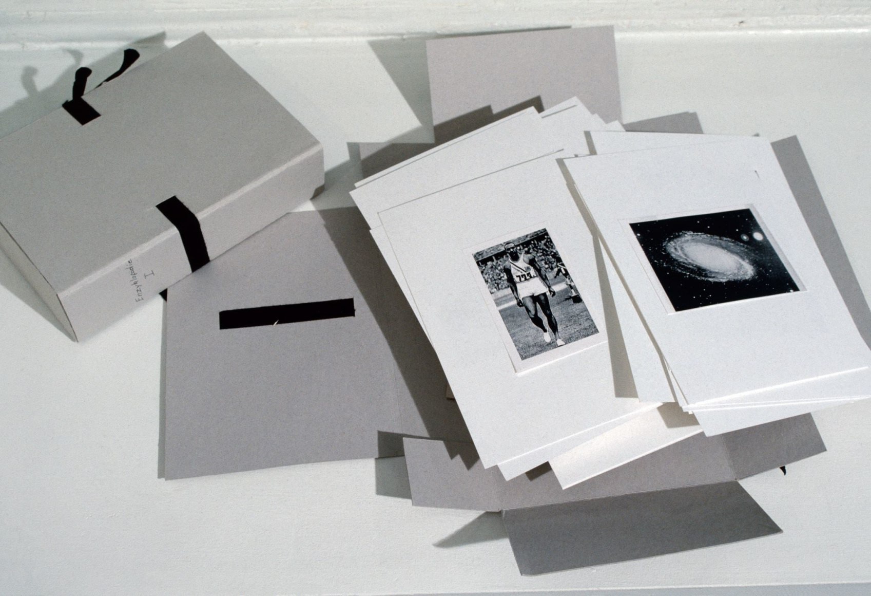 Hans-Peter Feldmann, Enzyklop&auml;die 1 und 2