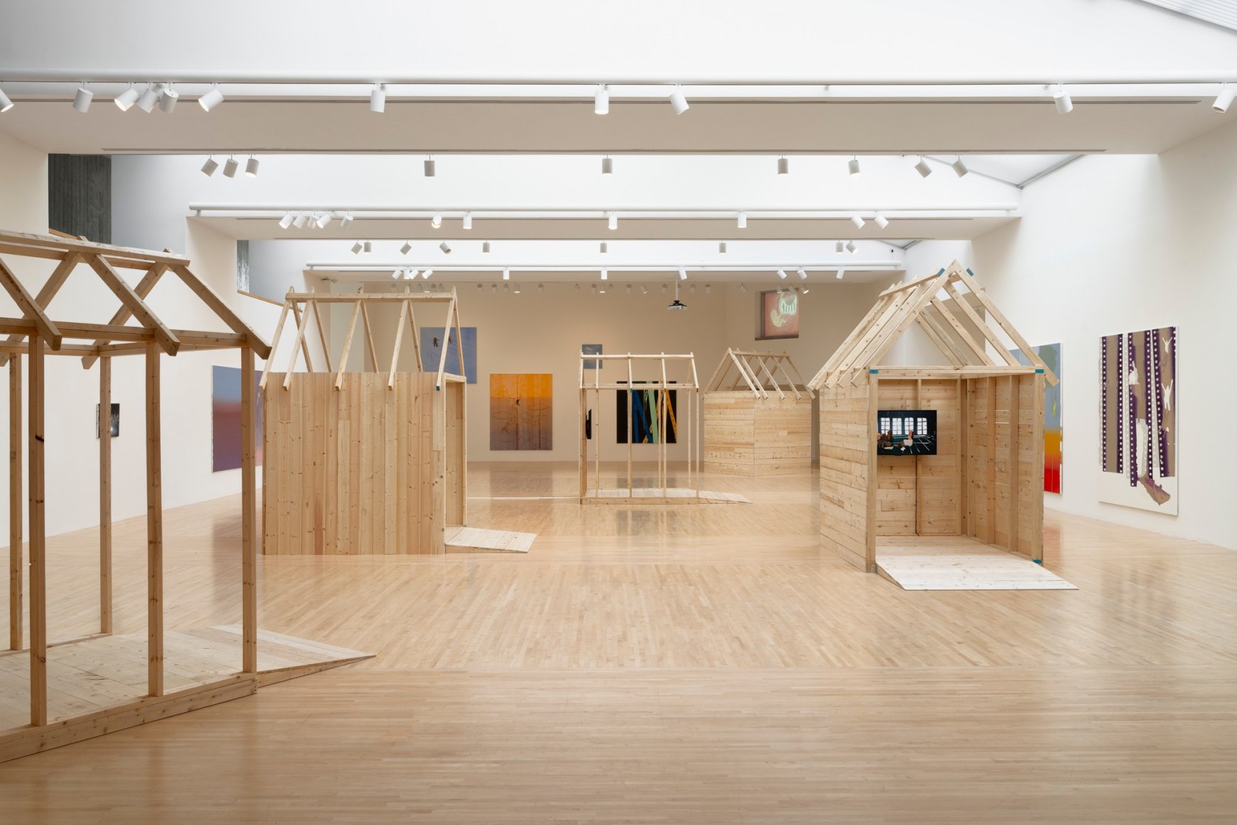 Tala Madani: Be flat&nbsp;[Installation view, Henry Art Gallery, University of Washington, Seattle. 2024]. Photo: Jueqian Fang, courtesy of the Henry.