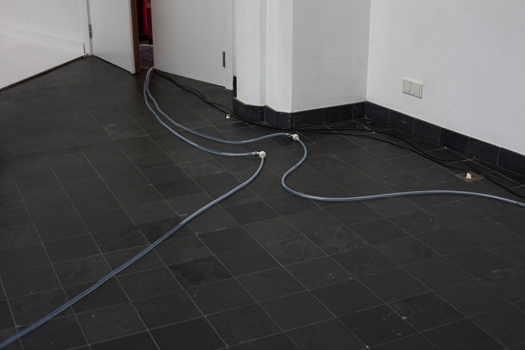 Installation view: Katinka Bock, Nebenwege, Kiosk, Gent, 2014